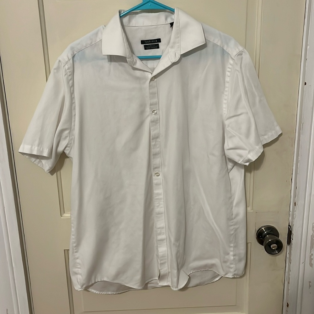 Size L white button up tee